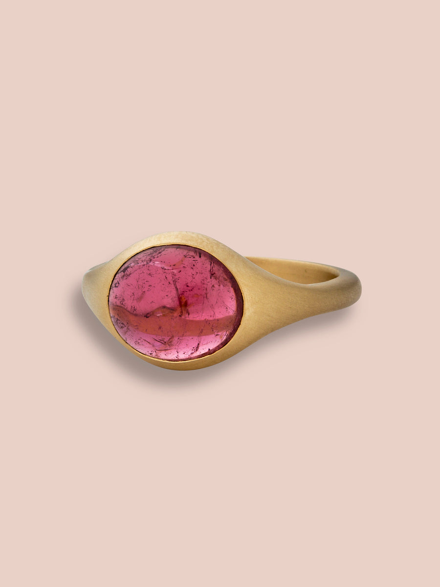 East West Small Anello all'Inglese ring - 3.56ct Pink Tourmaline