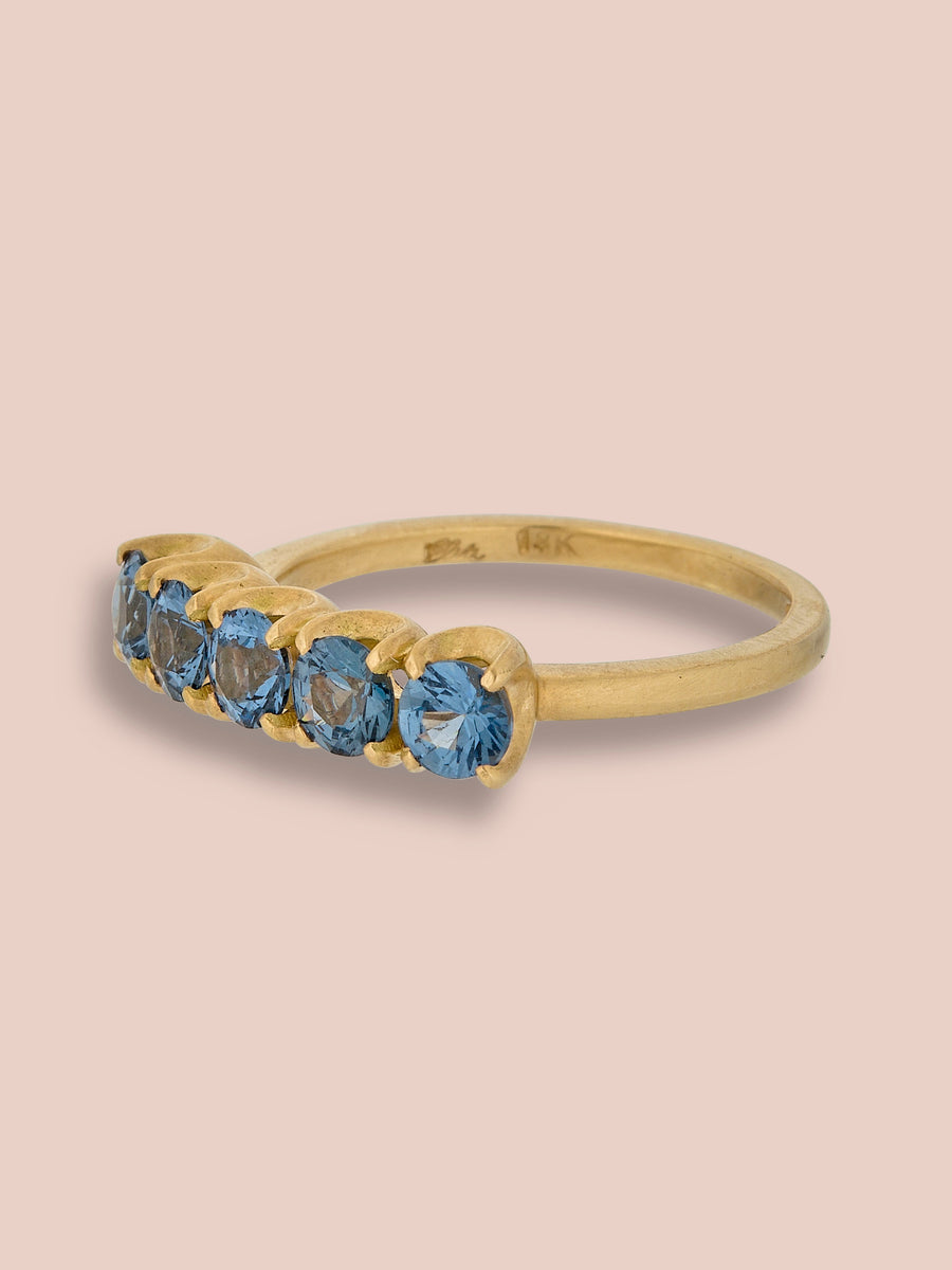5 stone large band ring - Blue Spinel