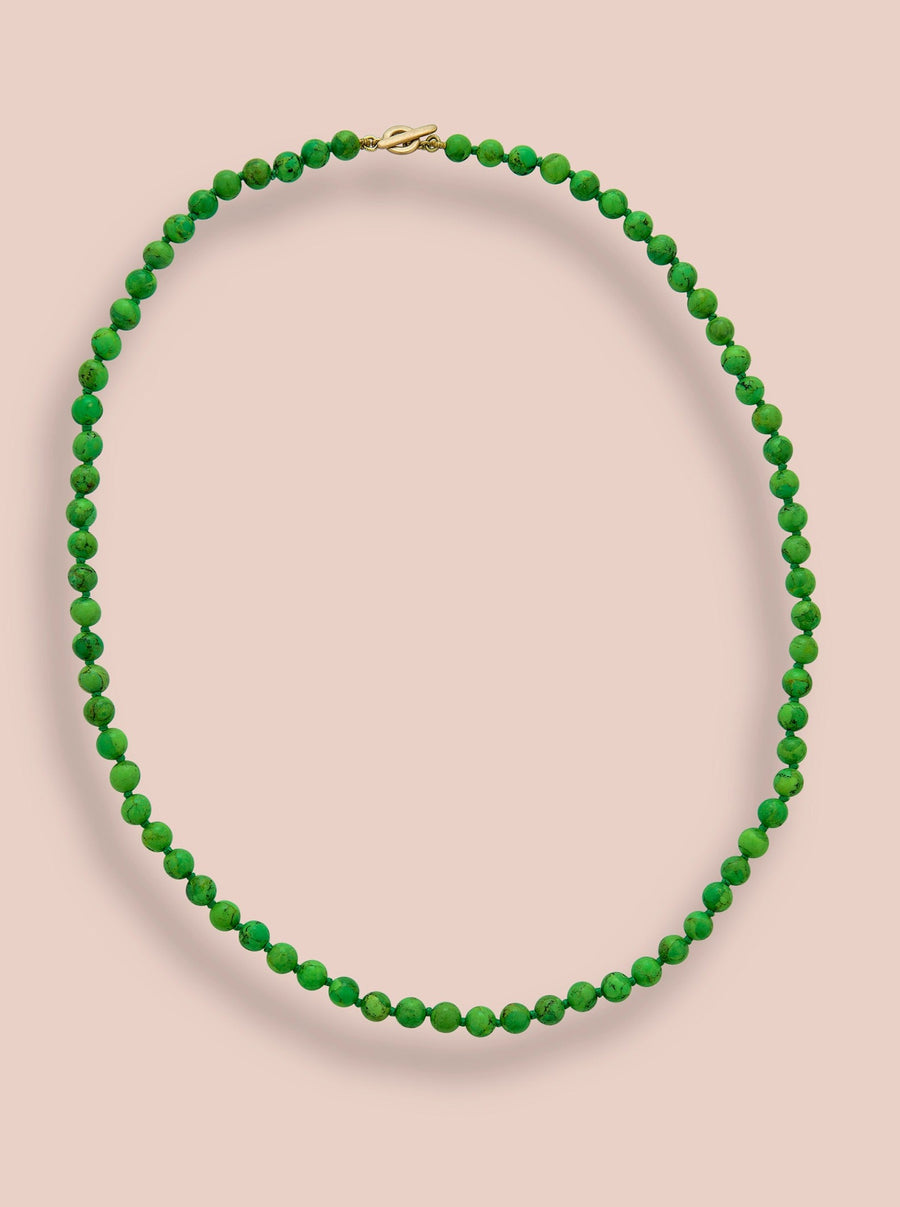 Green turquoise beads knotted necklace