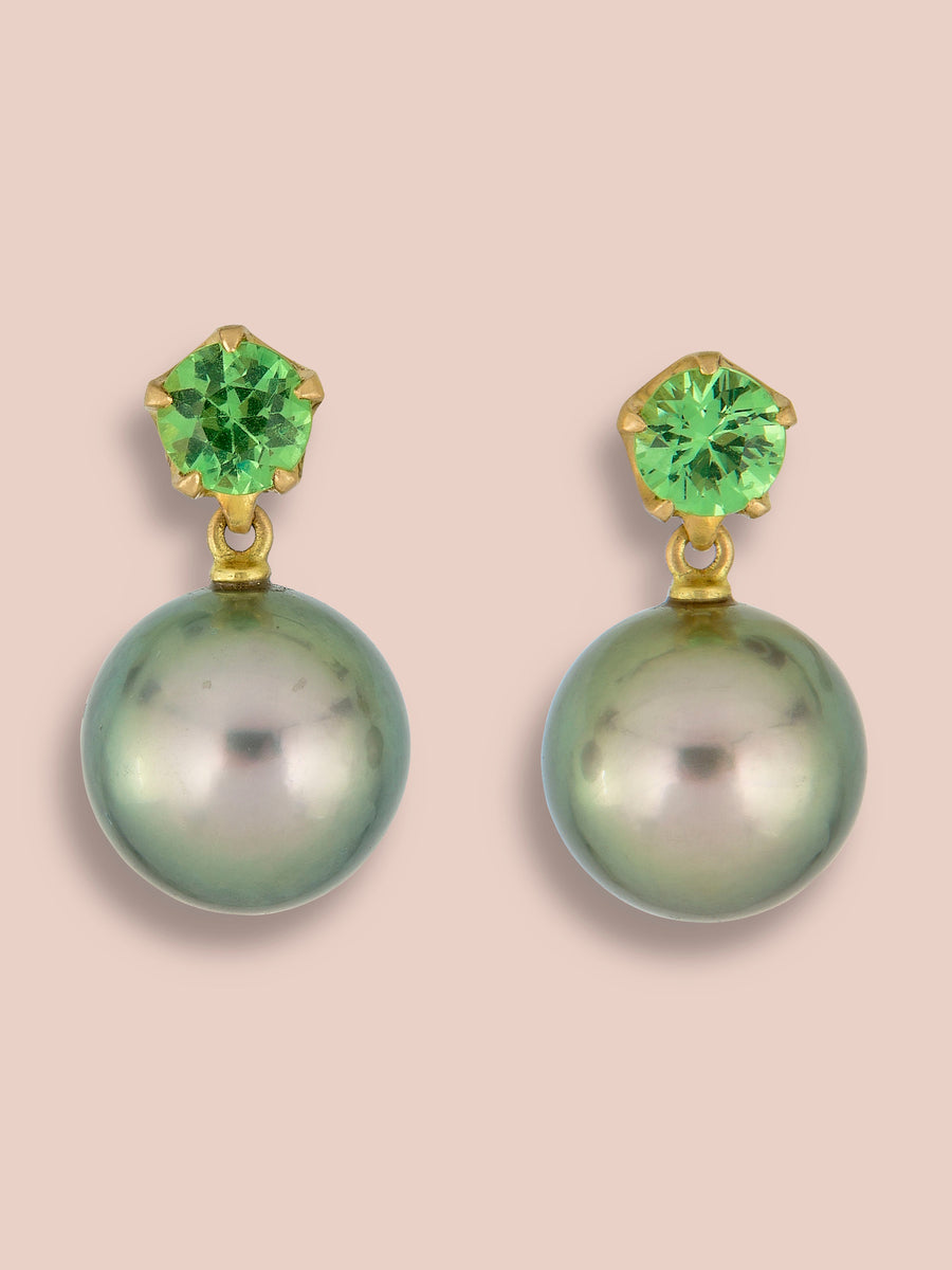 Tsavorite and Pearl Pendant earrings