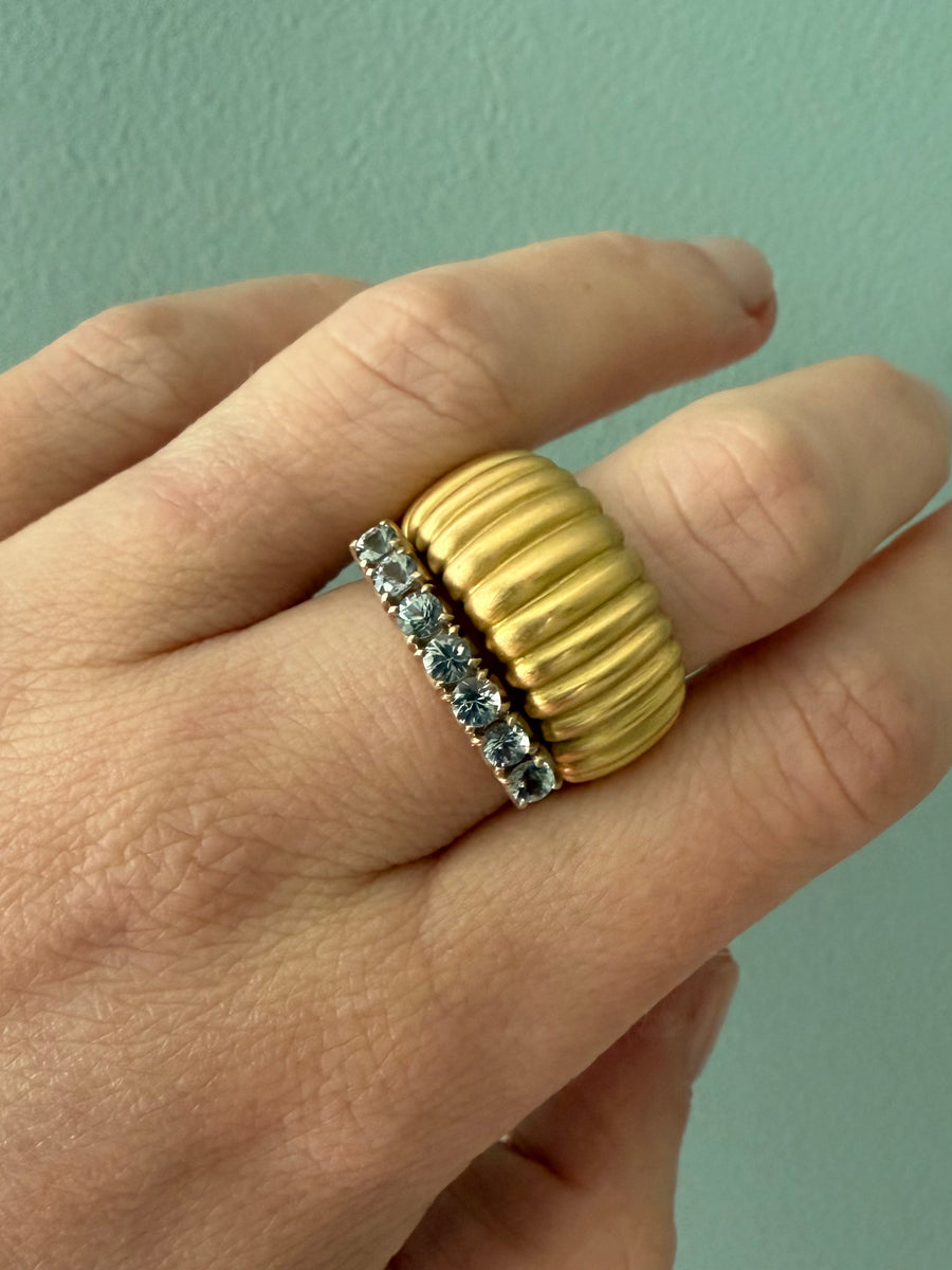 7 stone band ring - Grey Spinel