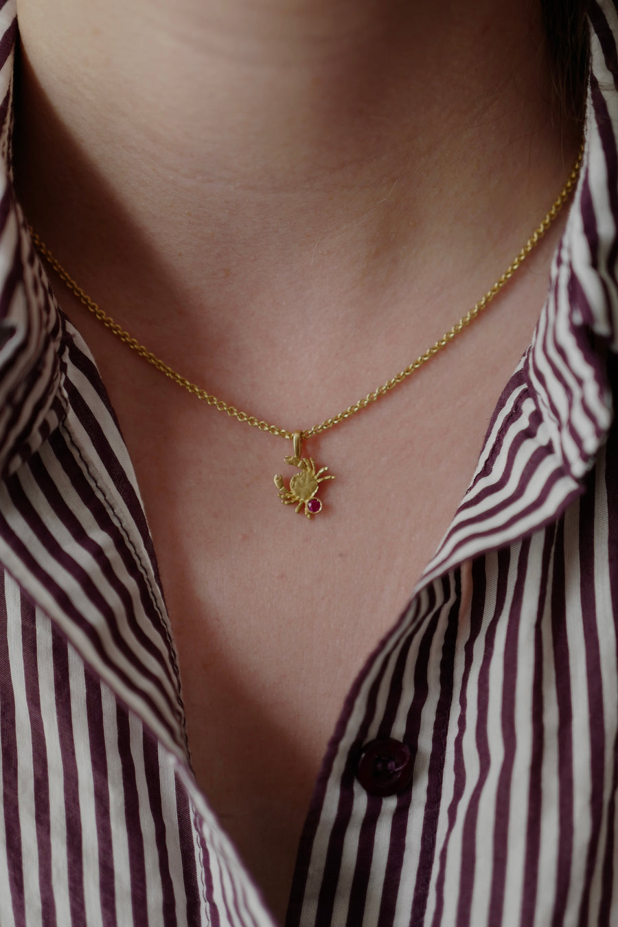 Lo Zodiaco - Virgo Pendant  - Sapphire