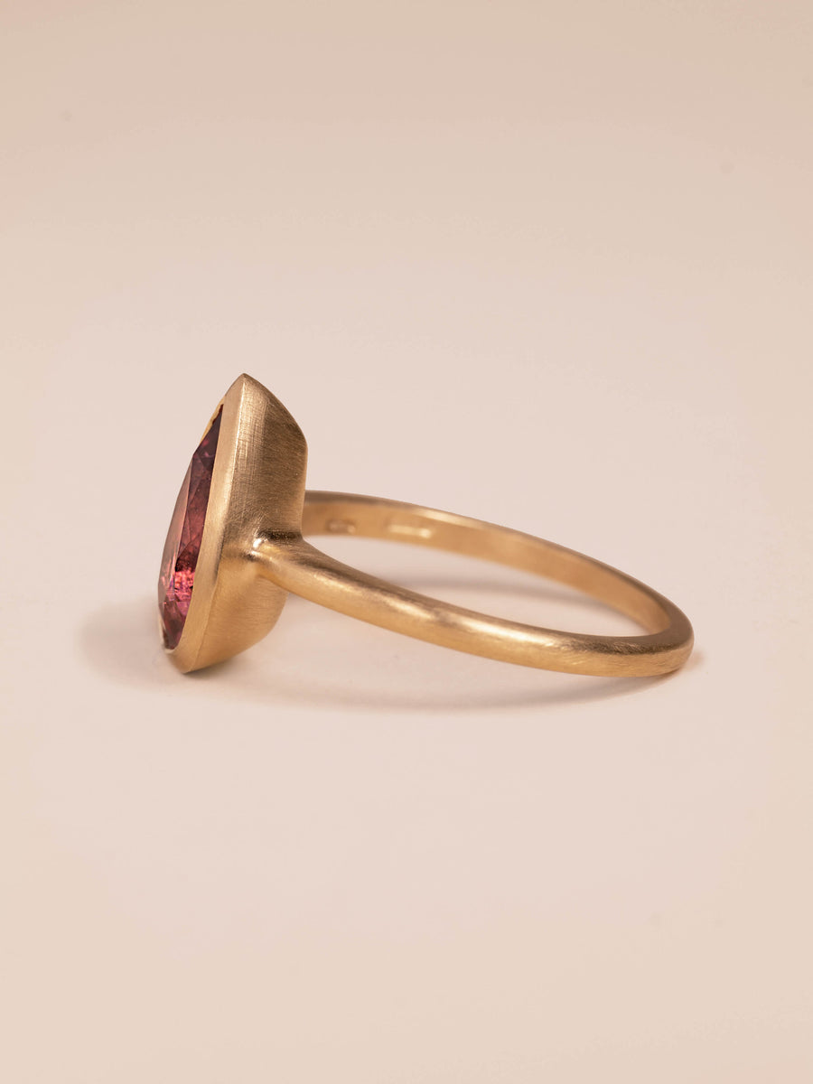 Goccia ring - 2.23ct Pink Tourmaline